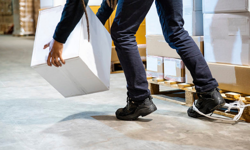 司機(jī)監(jiān)控，在線保障：叉車司機(jī)行為識(shí)別系統(tǒng)的實(shí)時(shí)監(jiān)控功能